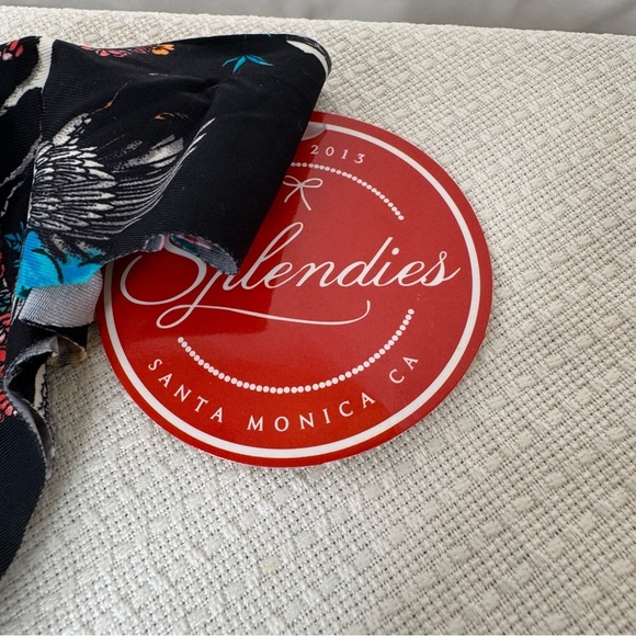 Black Floral Thong Panties by Splendies Size 1X NWT - Picture 4 of 8